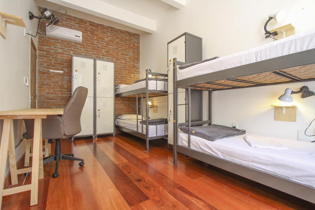 Brick Hostel Porto Alegre Exterior photo