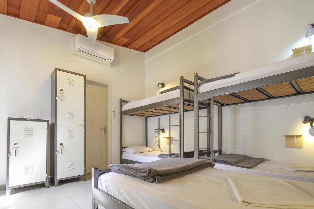 Brick Hostel Porto Alegre Exterior photo