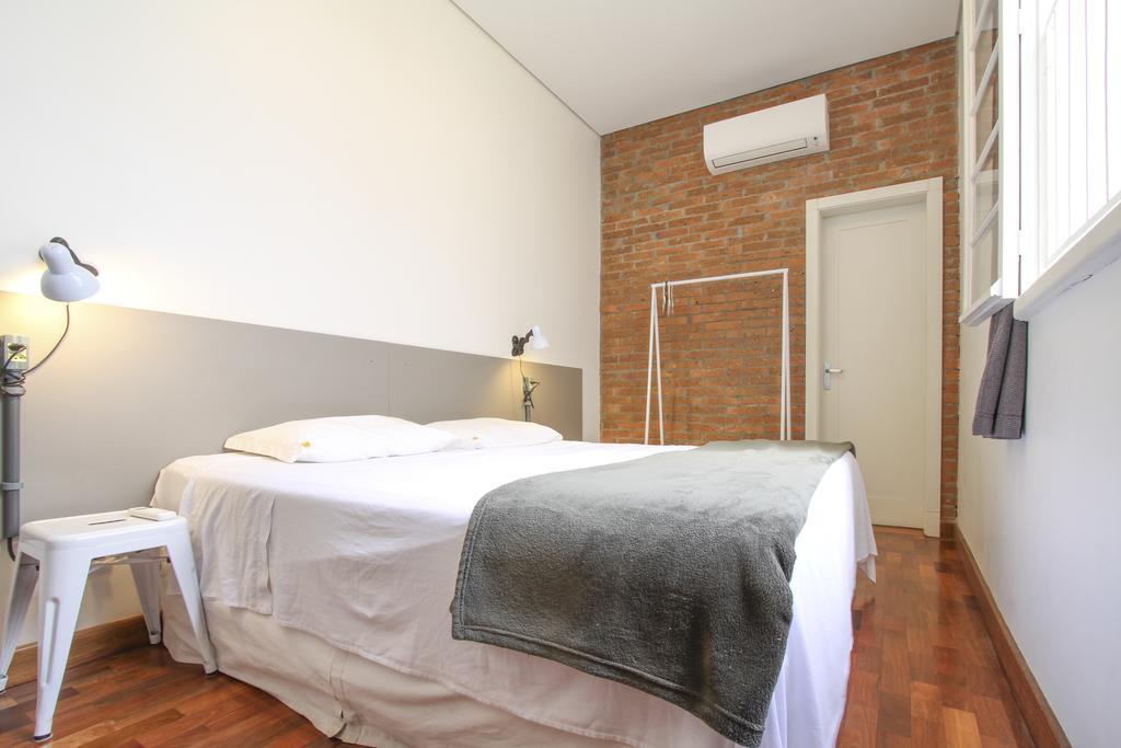 Brick Hostel Porto Alegre Exterior photo